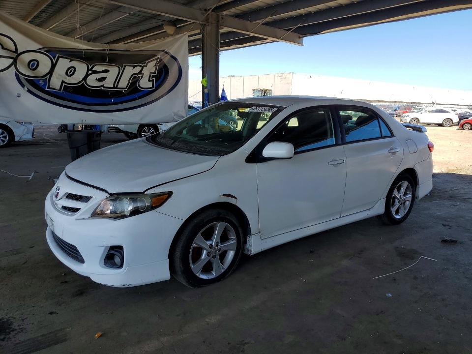 2013 Toyota Corolla s