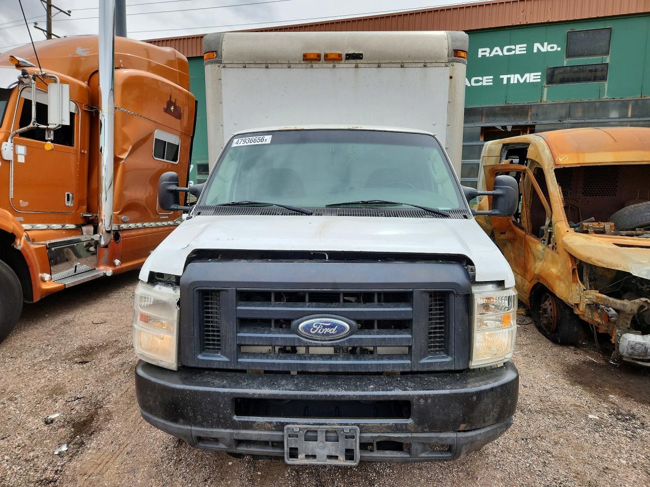 2008 Ford E350 BOX Truck