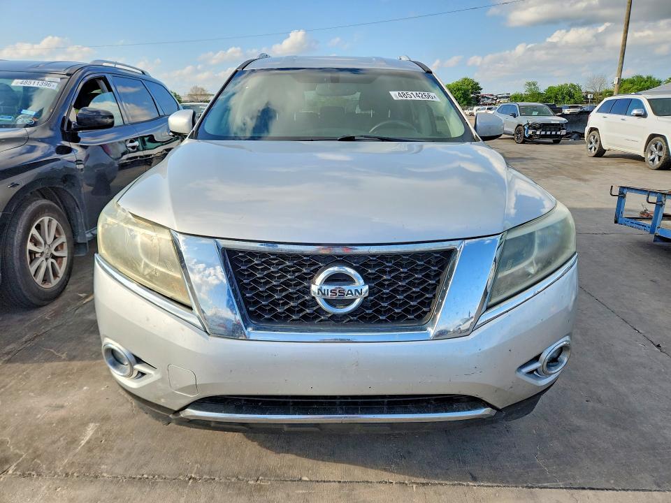 2015 Nissan Pathfinder sv