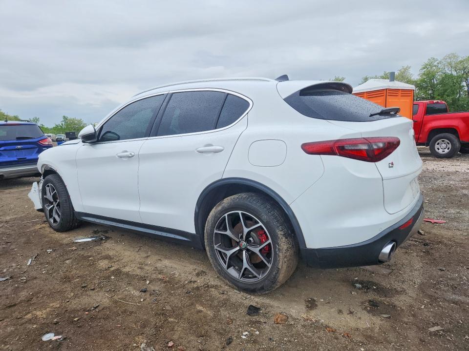 2019 Alfa Romeo Stelvio ti