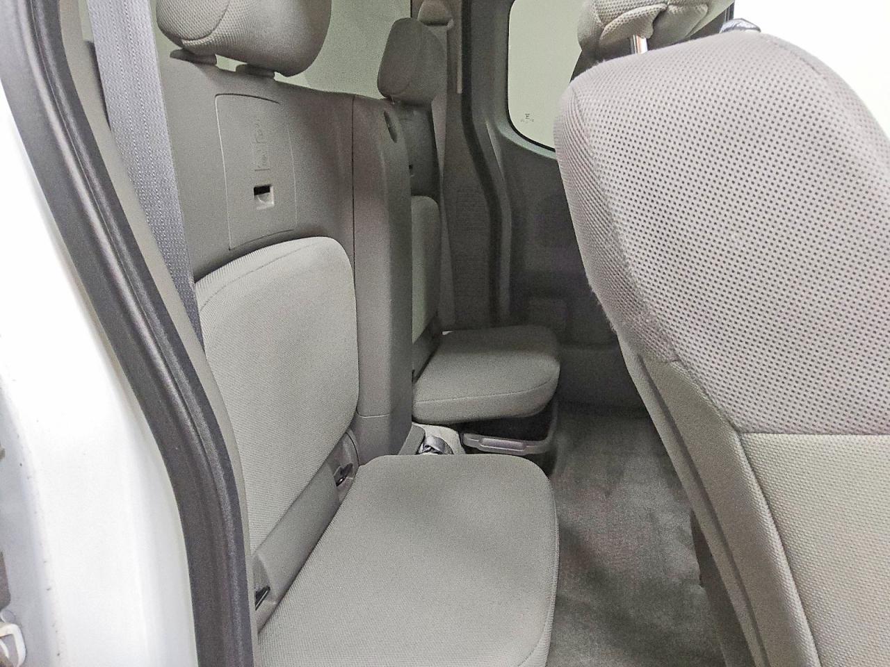 2016 Nissan Frontier S