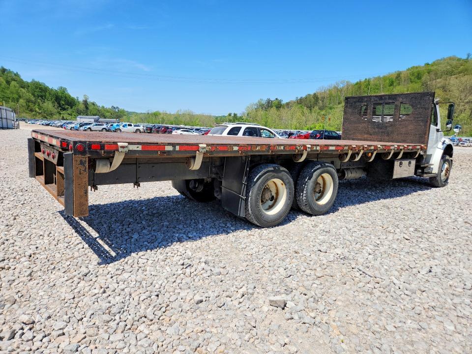 2015 Freightliner Business Class M2 Flatbed Truck