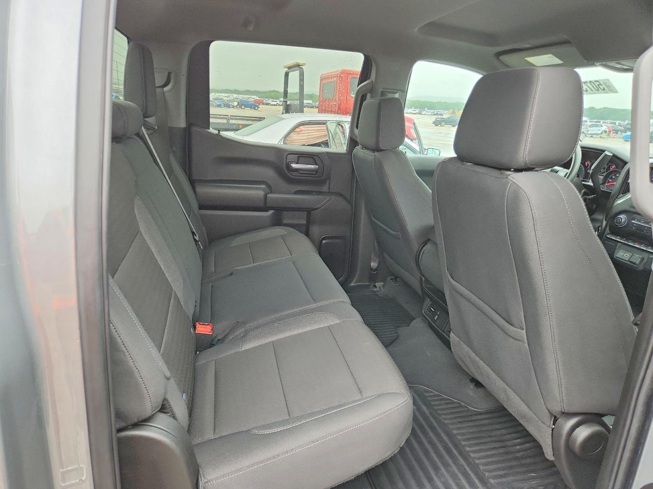 2024 Chevrolet Silverado C1500 Custom