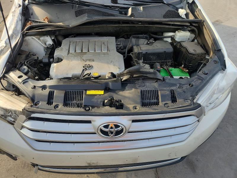 2012 Toyota Highlander Base