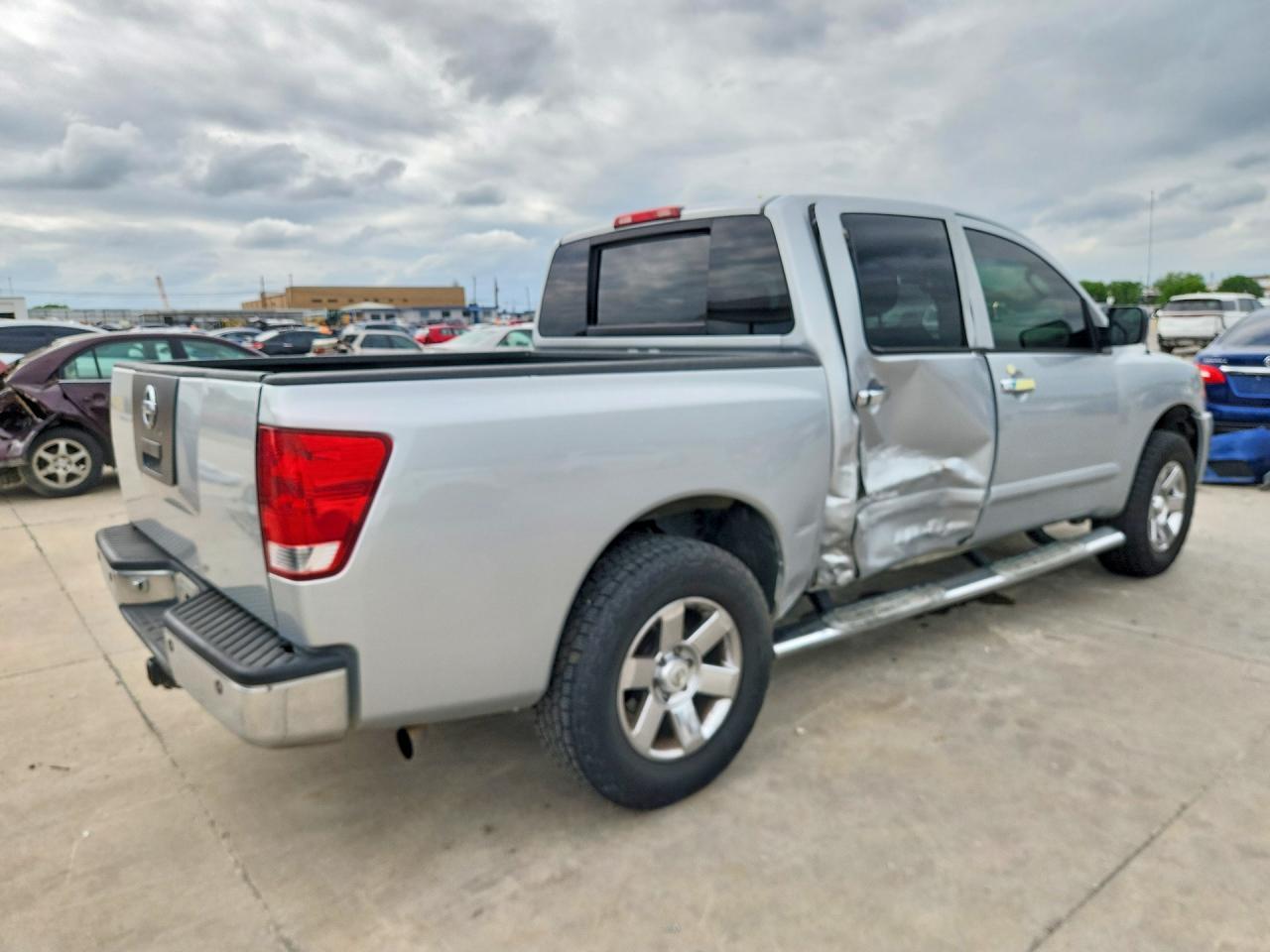 2006 Nissan Titan XE FFV