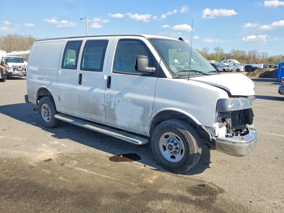 2025 GMC Savana G2500