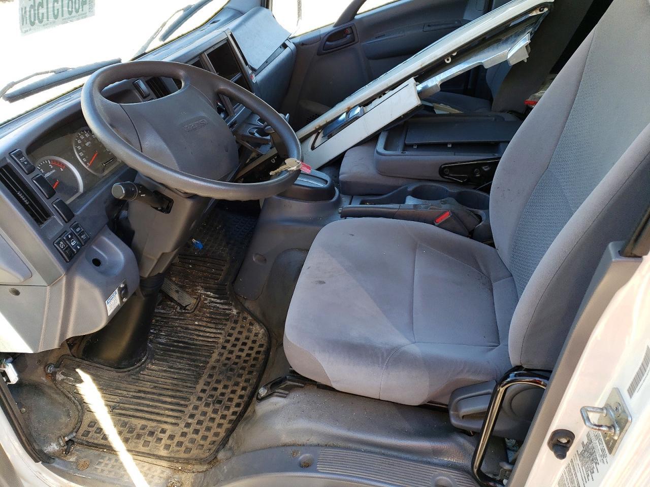 2022 Isuzu NRR