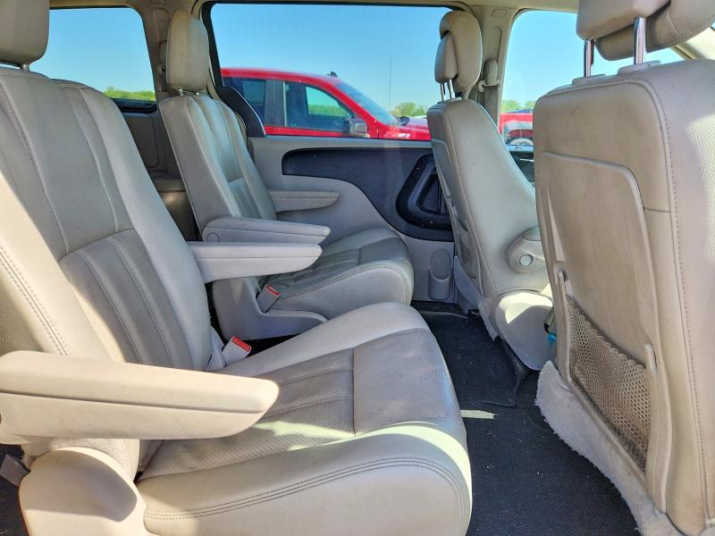 2012 Chrysler Town & Country Touring