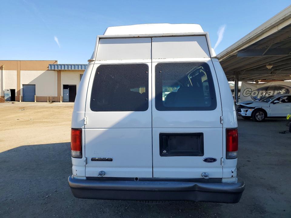 2006 Ford Econoline E250 Van