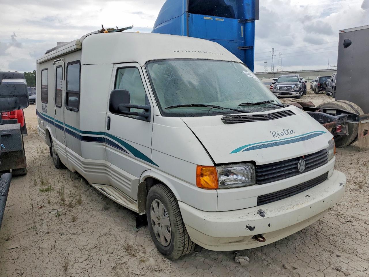 1996 Winnebago Rialta RV