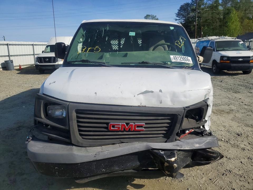 2005 GMC Savana 2500 Cargo Utility / Service van