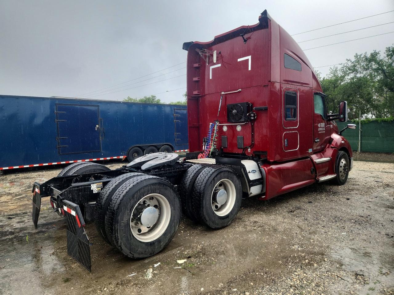 2021 Kenworth T680 Semi Truck