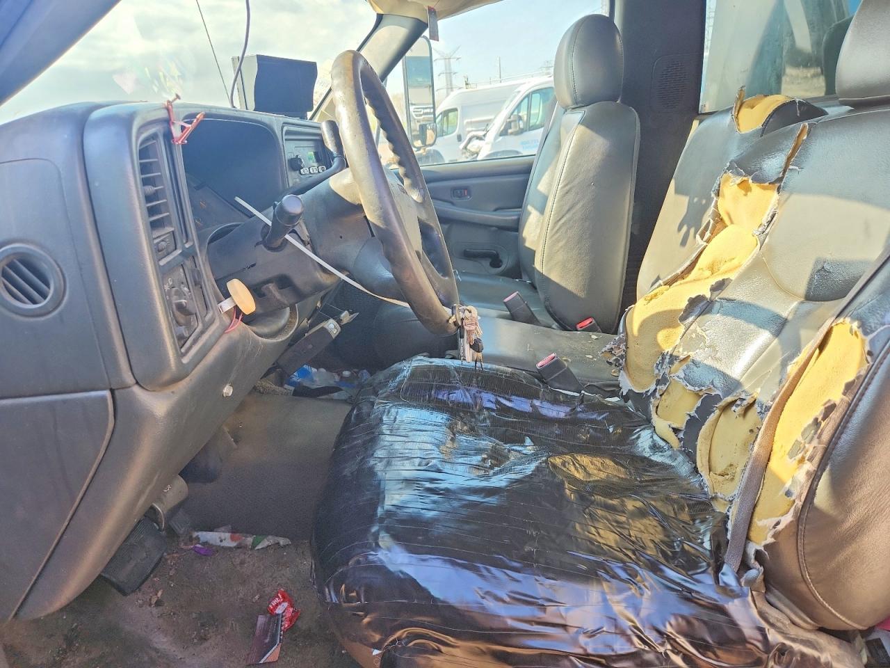 2004 GMC New Sierra C3500