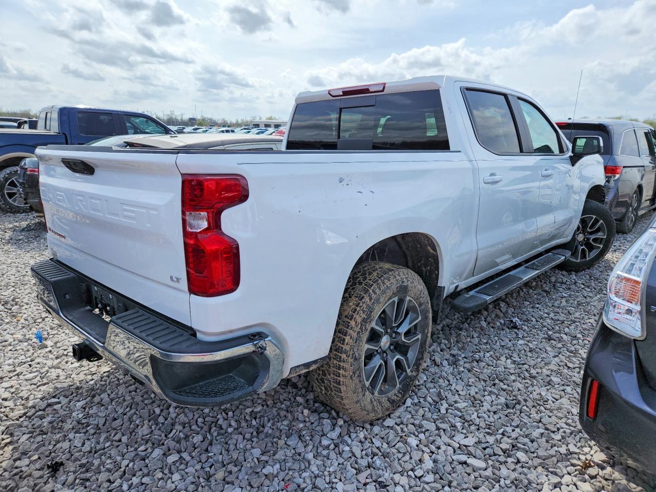 2025 Chevrolet Silverado K1500 LT
