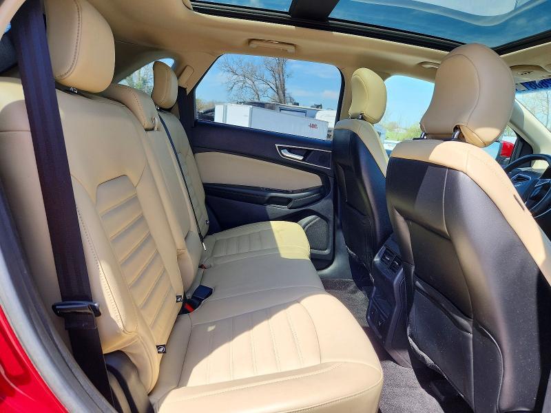 2017 Ford Edge sel