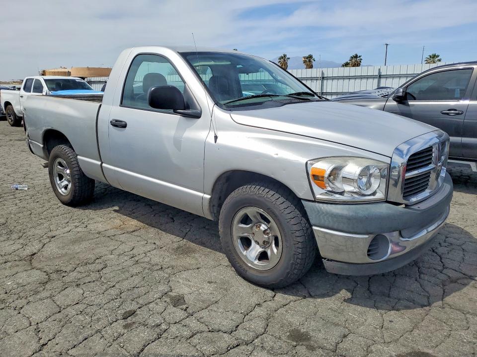2006 Dodge RAM 1500 ST