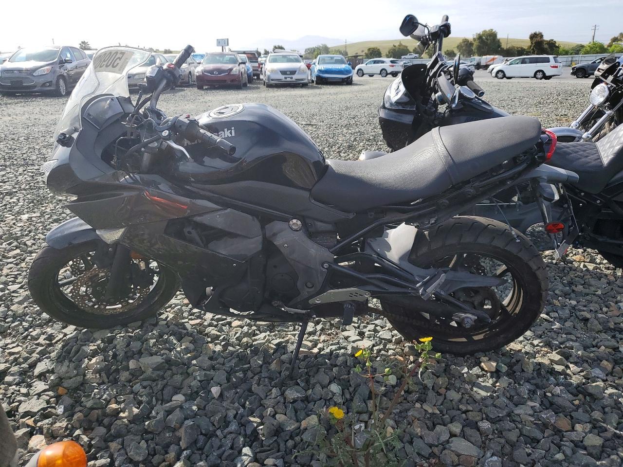 2011 Kawasaki EX650 C