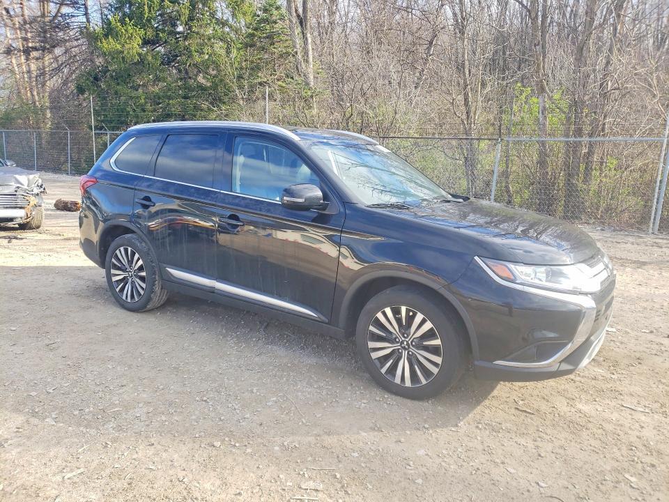 2020 Mitsubishi Outlander se