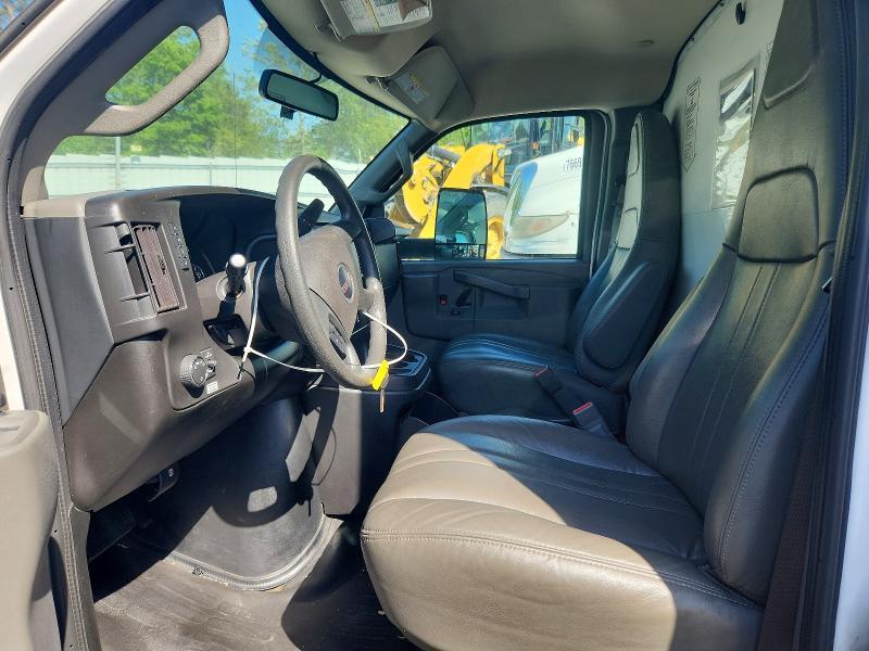 2023 GMC Savana BOX Truck