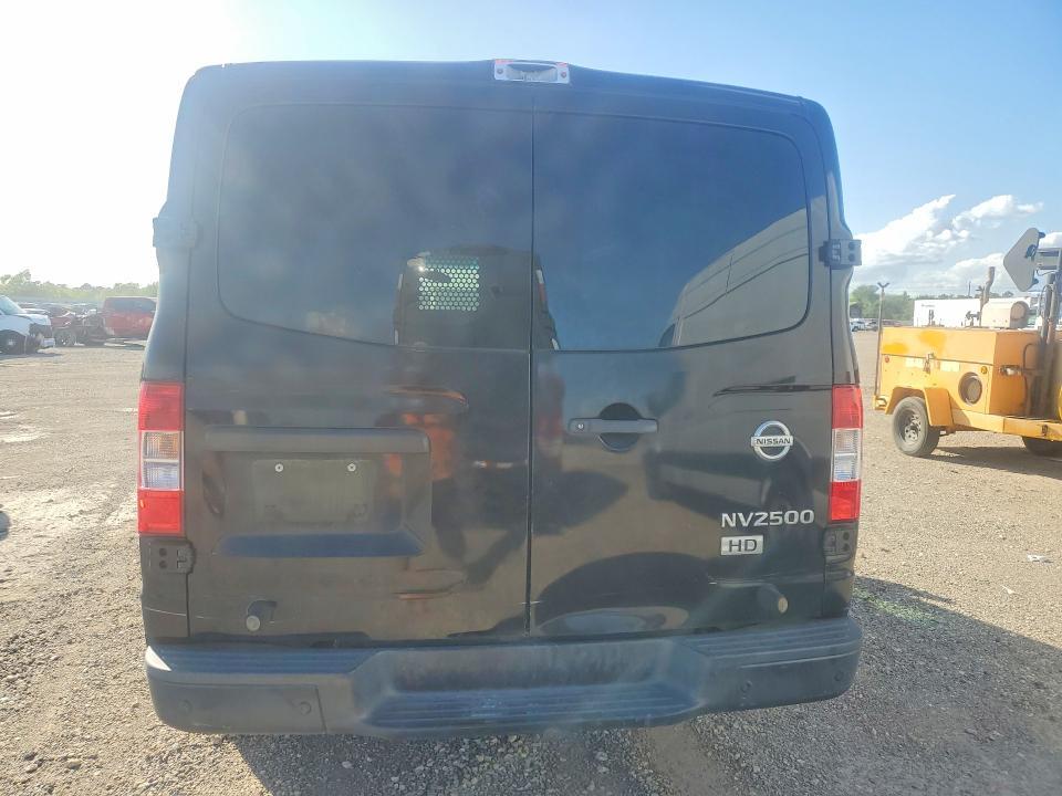 2015 Nissan NV 2500 Utility / Service Van