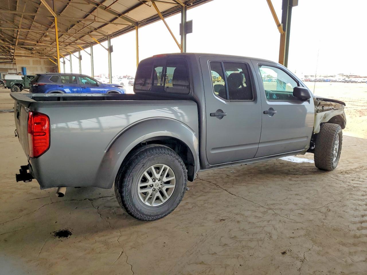 2017 Nissan Frontier SV