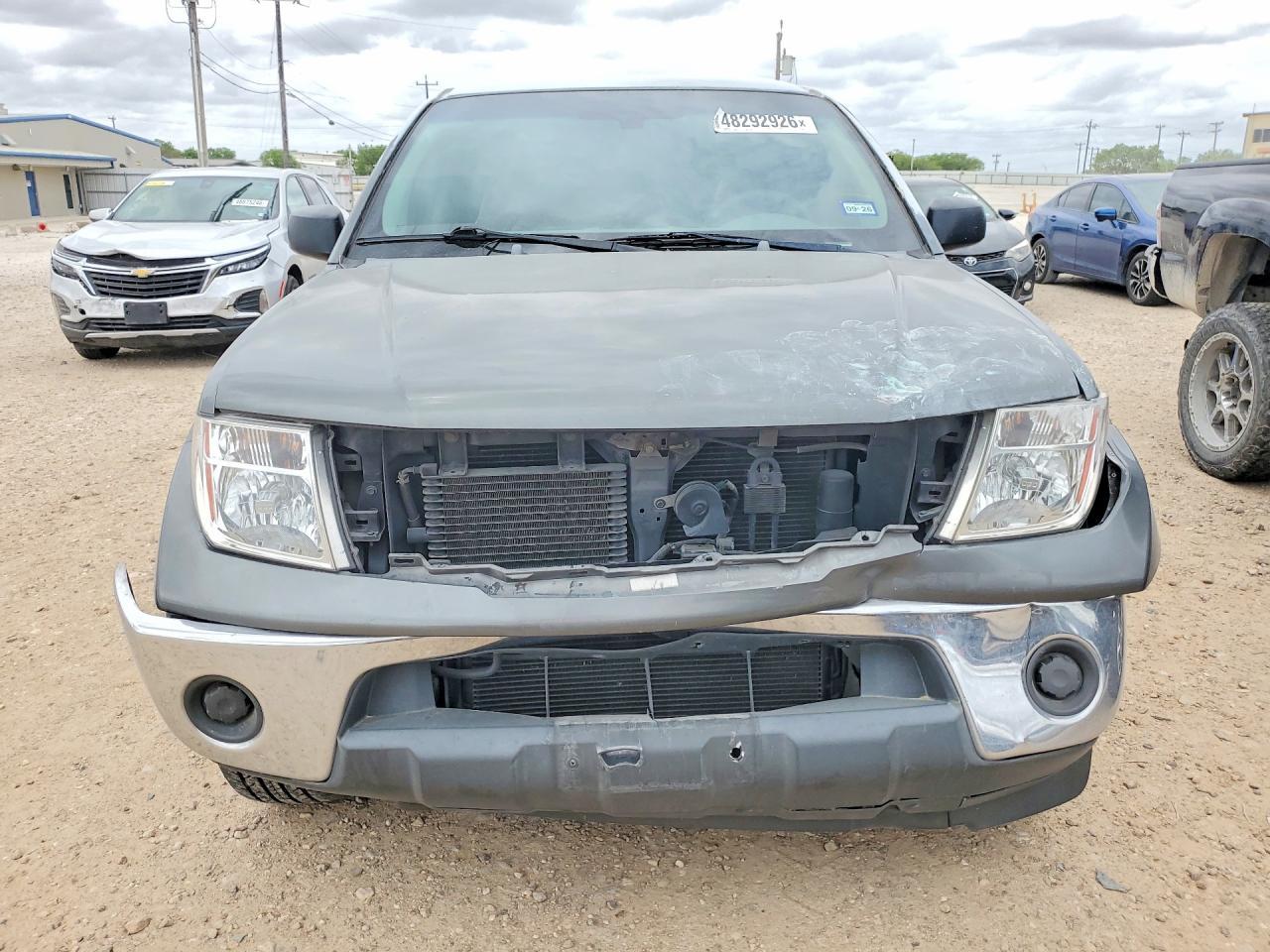 2005 Nissan Frontier SE