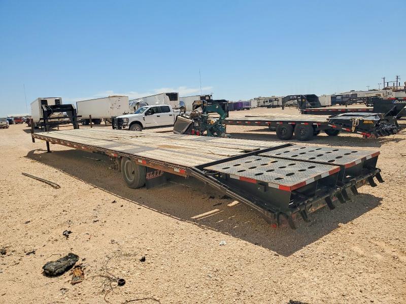 2022 Elite Dovetail-40 Enclosed Cargo Trailer