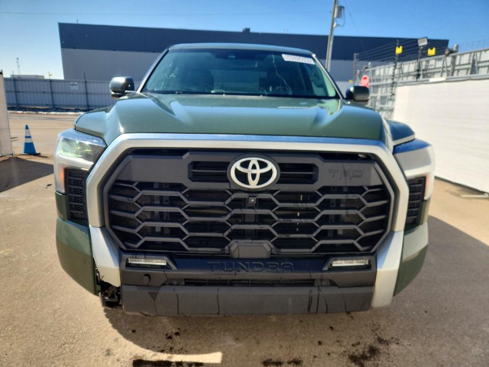 2022 Toyota Tundra Crewmax Limited