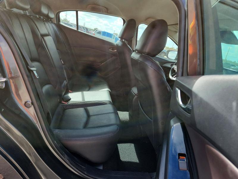 2018 Mazda 3 Touring