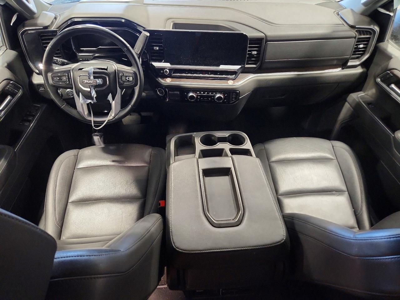 2025 GMC Sierra C1500 SLT