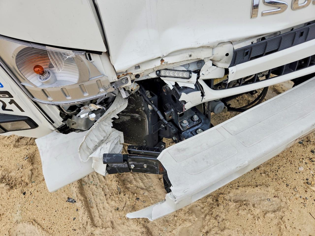 2019 Isuzu NPR HD