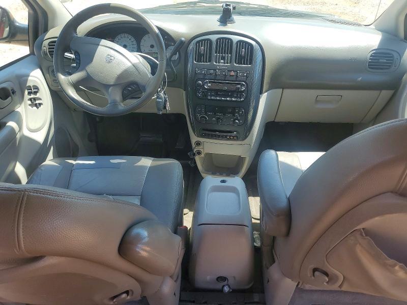 2005 Dodge Grand Caravan sxt