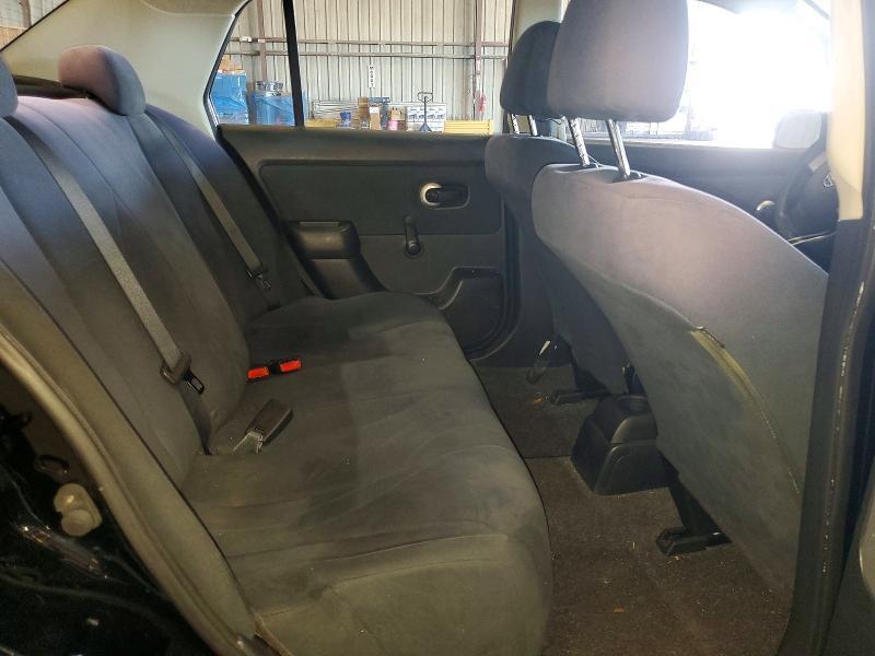 2011 Nissan Versa 1.6 Base