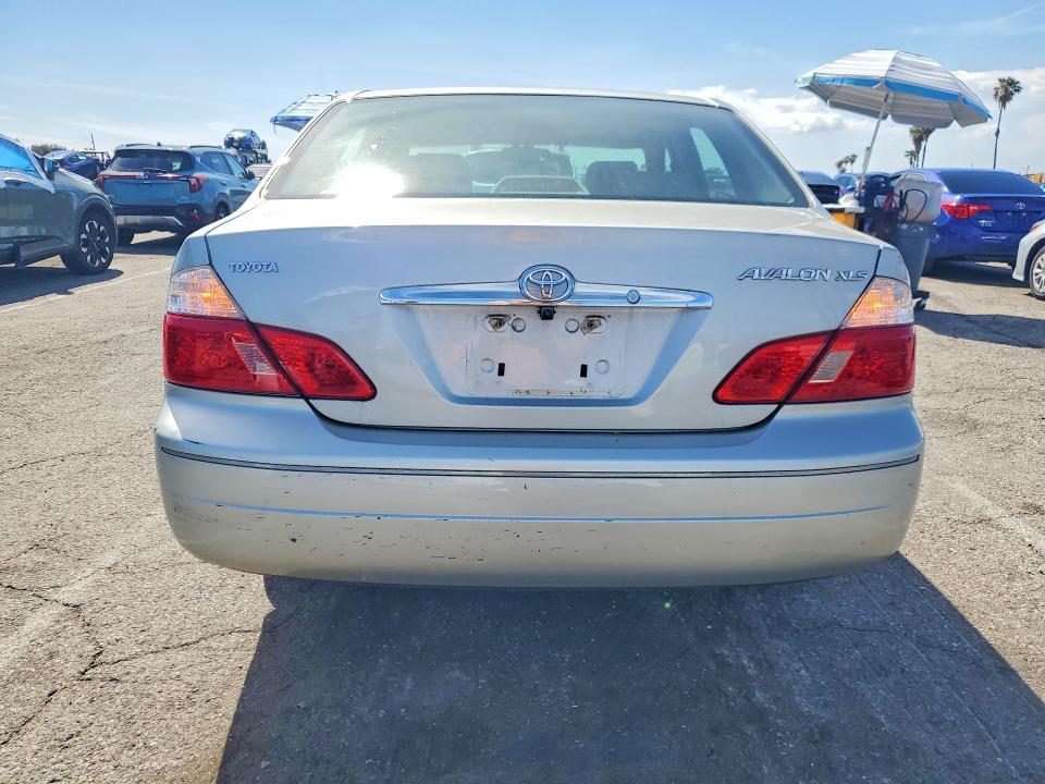 2004 Toyota Avalon xls