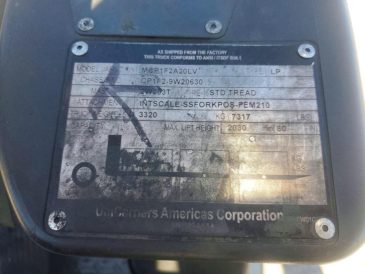 2015 Unicariers 2015 Nissan MCP1F2A20LV