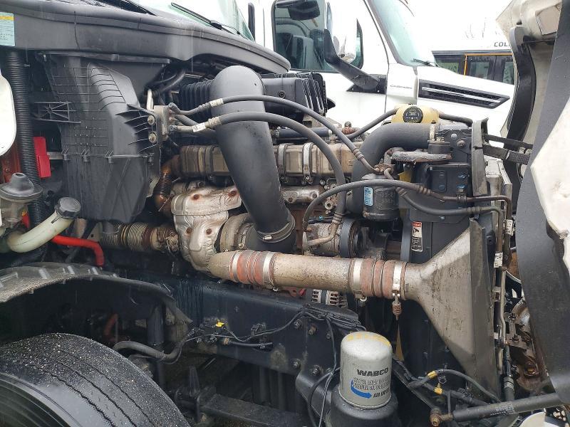 2019 Freigliner 2019 Freightliner Cascadia 1-Semi Truck