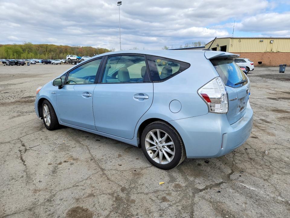 2012 Toyota Prius v Five