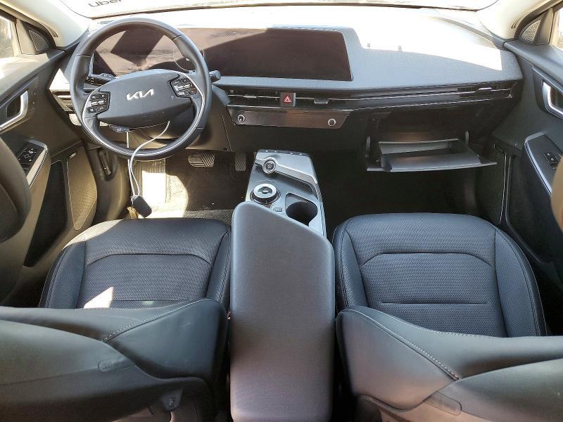 2023 KIA EV6 Wind
