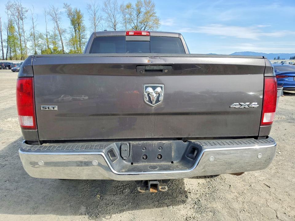 2015 Dodge RAM 1500 SLT