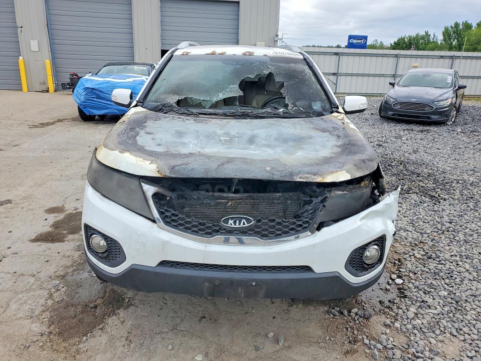2011 KIA Sorento lx