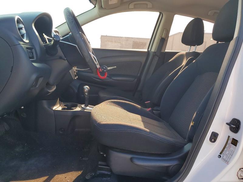 2015 Nissan Versa 1.6 sv