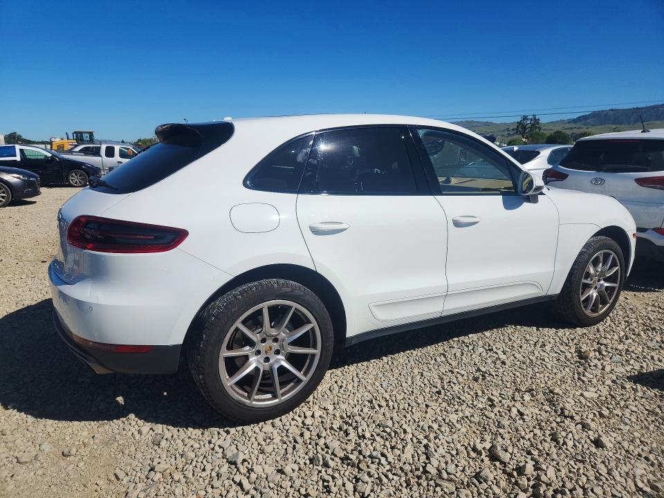 2016 Porsche Macan s
