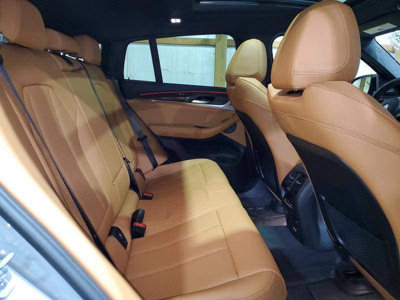 2025 BMW X4 M40i