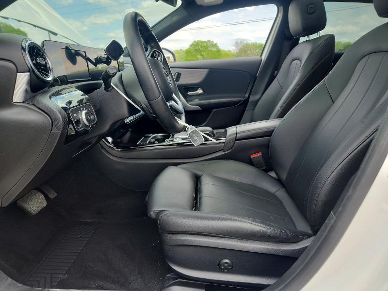 2019 Mercedes-Benz A 220