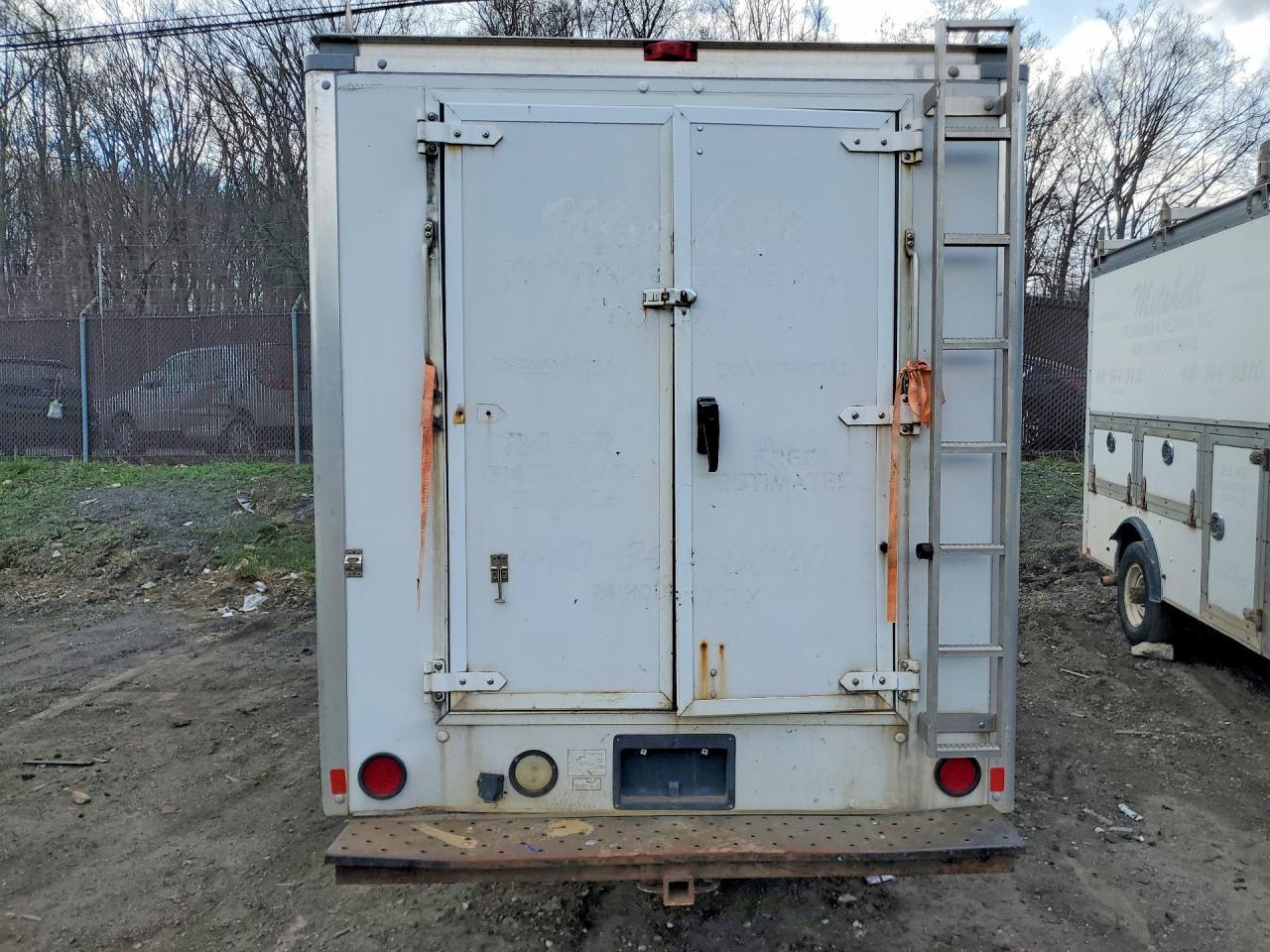 2013 Ford E350 Utility / Service Truck