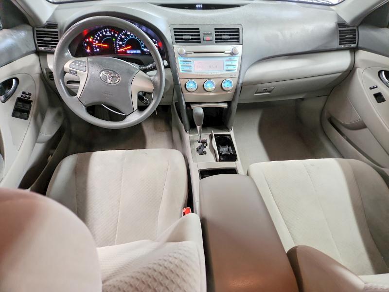 2009 Toyota Camry le