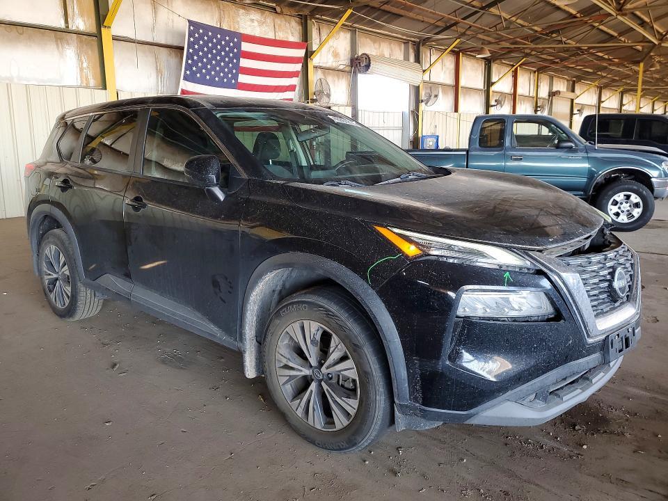 2022 Nissan Rogue sv
