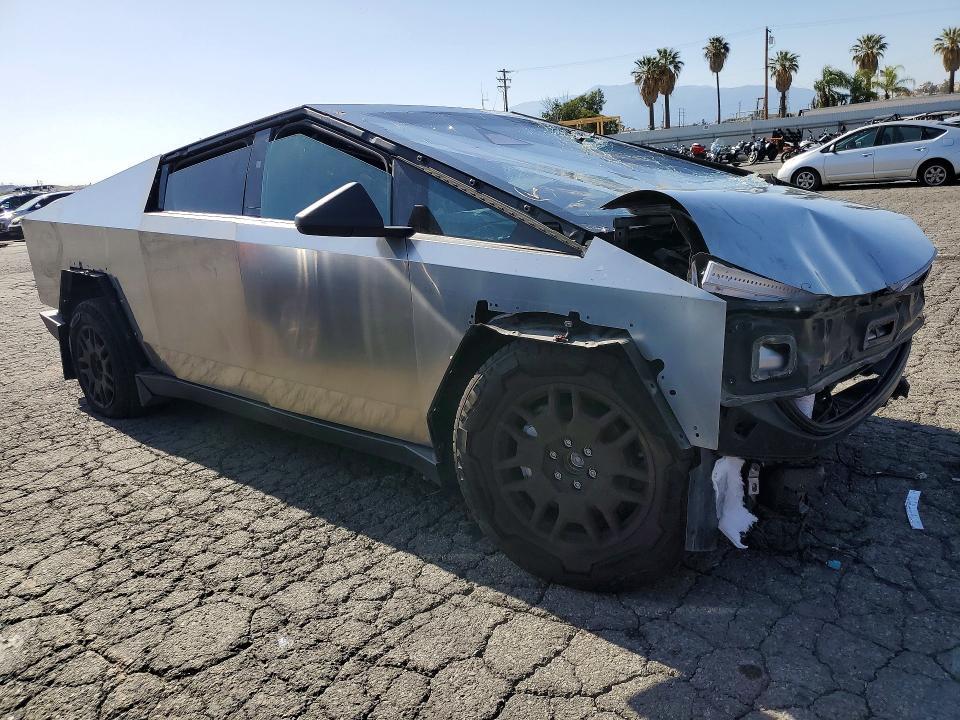 2024 Tesla Cybertruck
