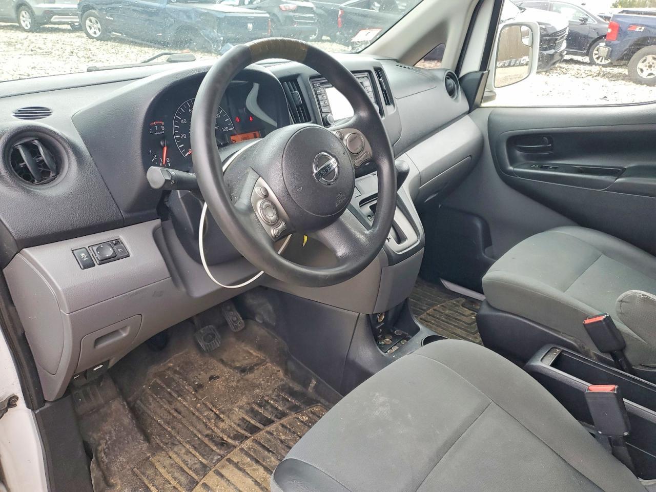 2014 Nissan NV200 SV