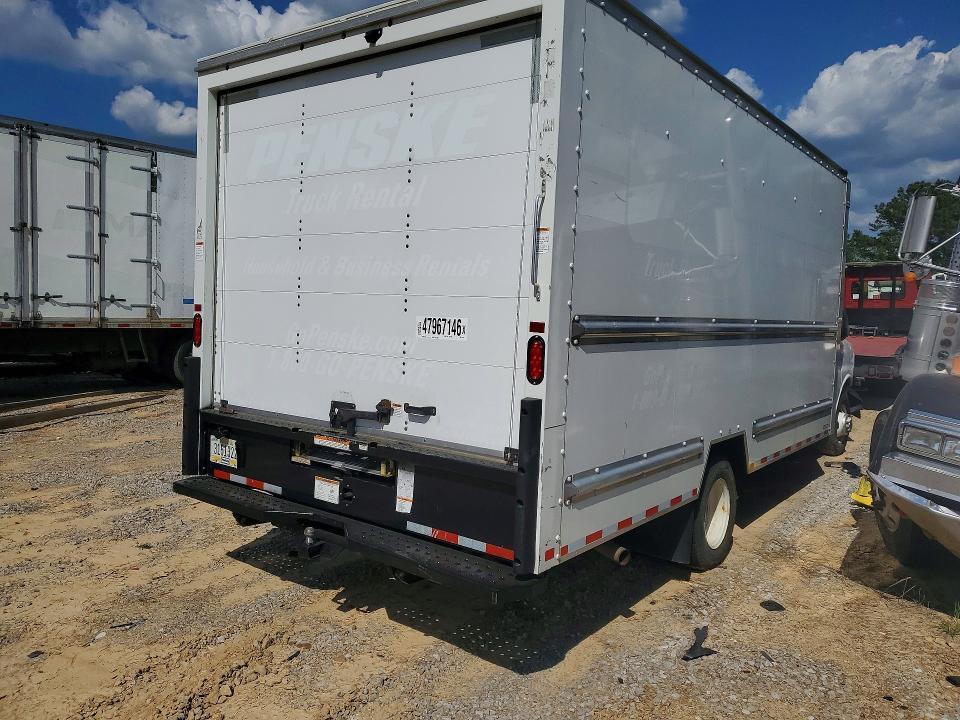 2021 GMC Savana BOX Truck